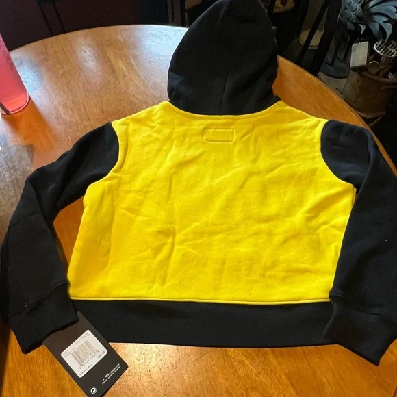 Girls black & yellow JORDAN hoodie size youth medium NWT - Picture 4 of 4